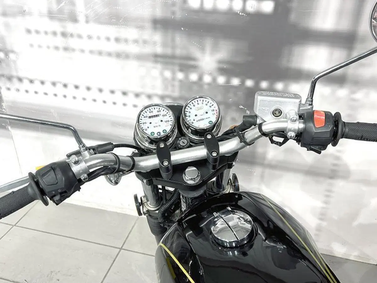 Mash Italia Black Seven 125 (2017 - 20) (5)