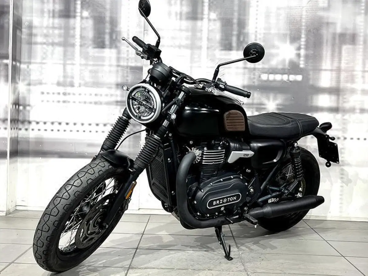 Brixton Motorcycles Cromwell 1200 (2022 - 26) (7)
