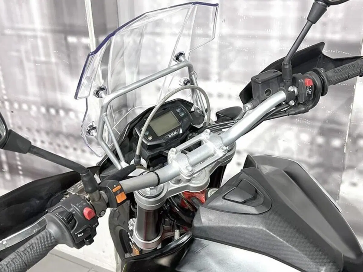 Swm Superdual 600 T (2018 - 20) (6)