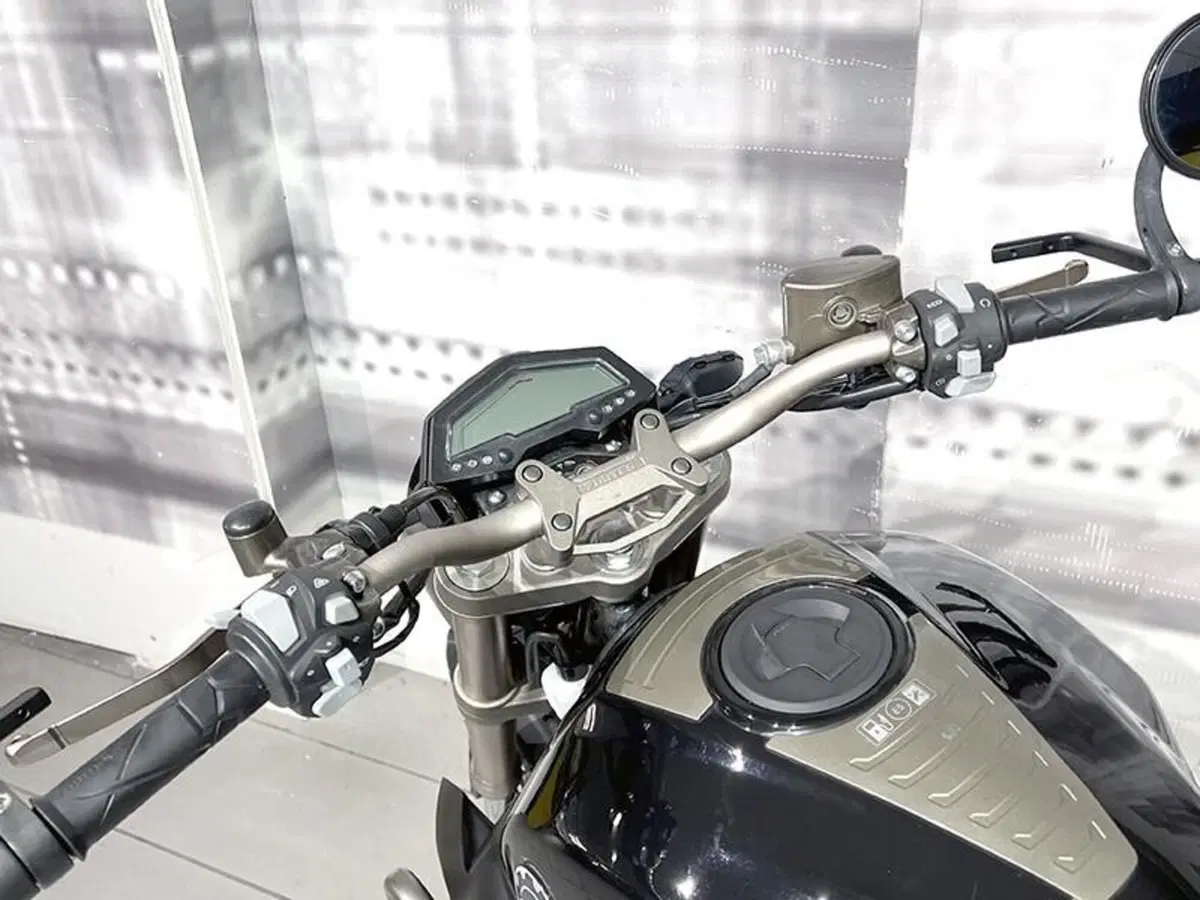 Zontes ZT125-G1 (2020 - 26) (6)