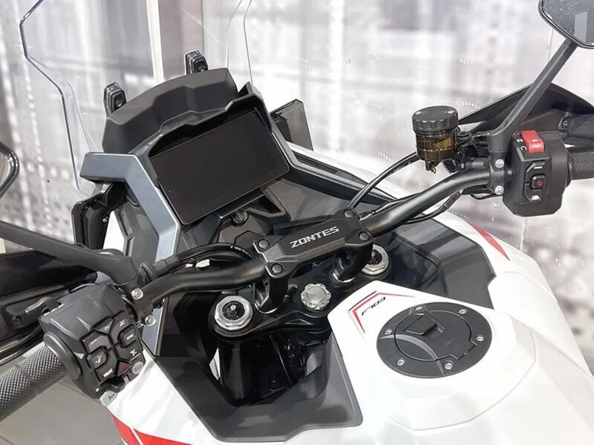 Zontes ZT703-F (2025 - 26) (6)