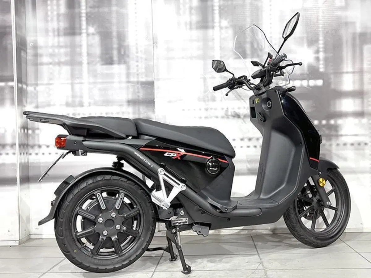 Super Soco CPx (2020 - 24) (7)
