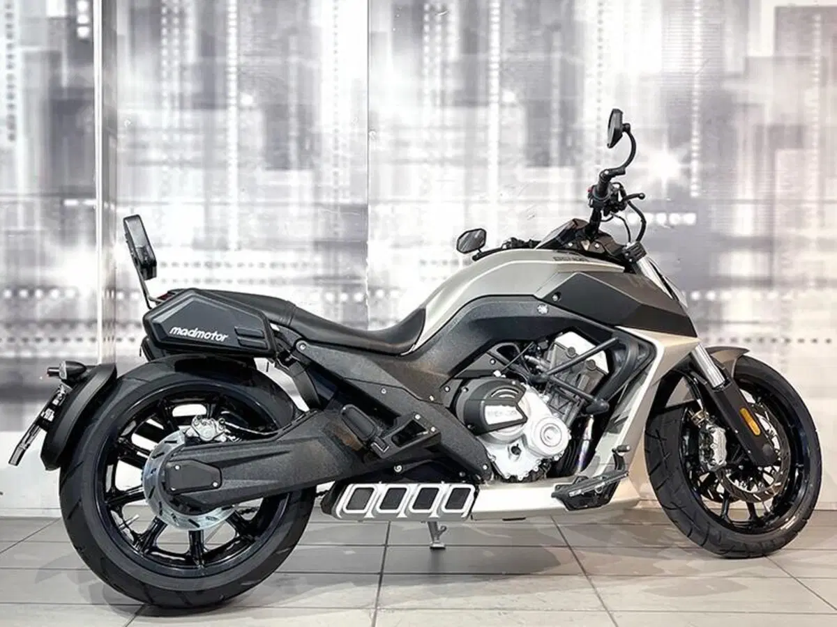 Benda Motorcycles LFC 700 (2024 - 26) (8)
