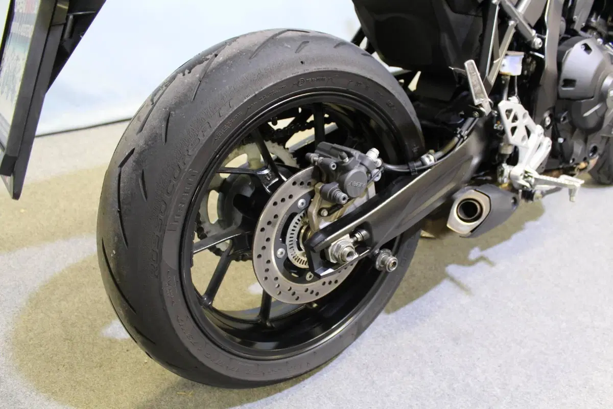 Suzuki GSX-8S (2025 - 26) (6)