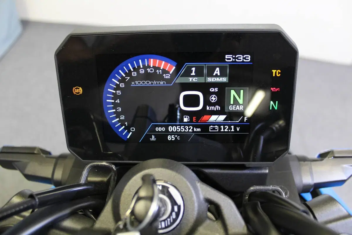Suzuki GSX-8S (2025 - 26) (3)