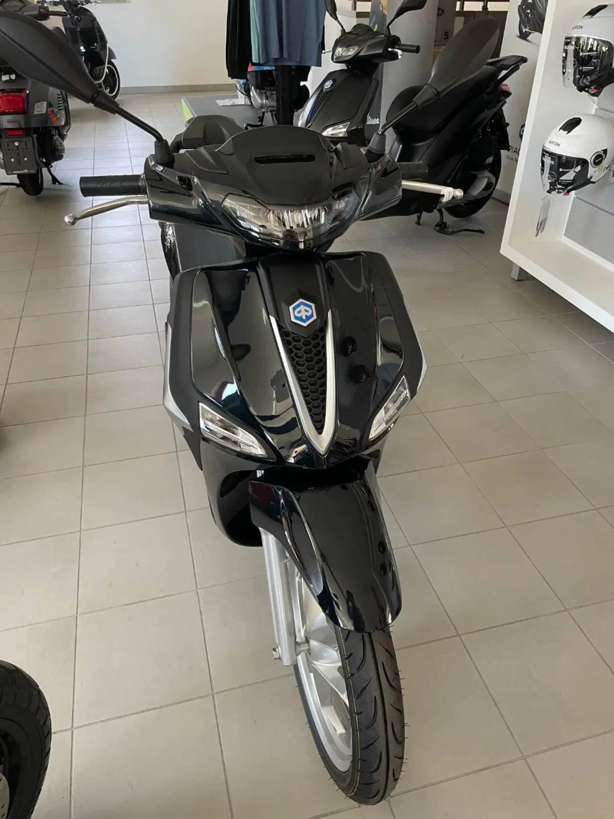 Piaggio Liberty 125 (2025 - 26) (2)