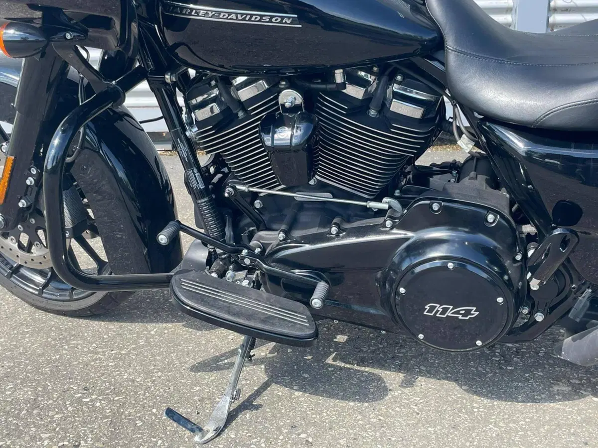 Harley-Davidson 114 Road Glide Special (2019 - 20) - FLTRXS (12)