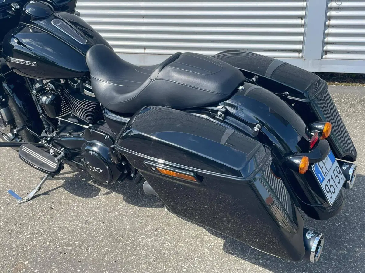 Harley-Davidson 114 Road Glide Special (2019 - 20) - FLTRXS (13)