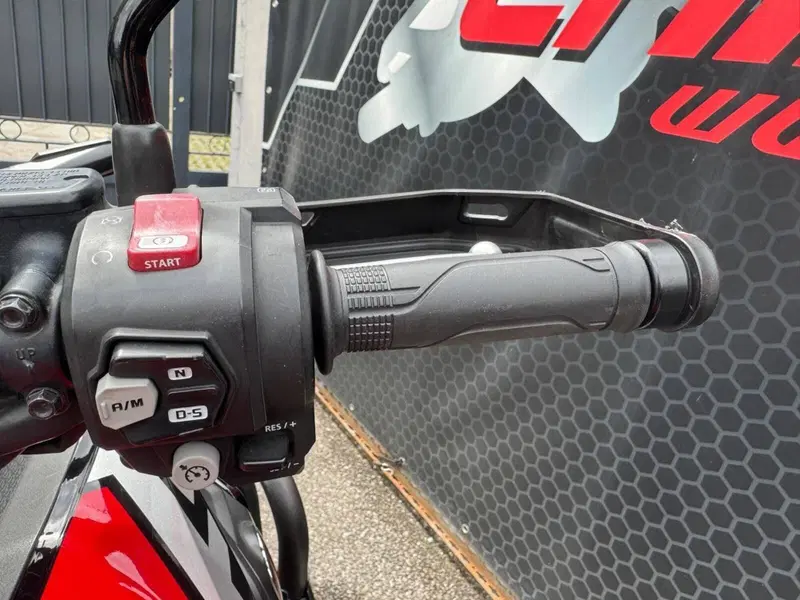 Honda Africa Twin CRF 1100L Urban DCT (2022 - 23) (12)