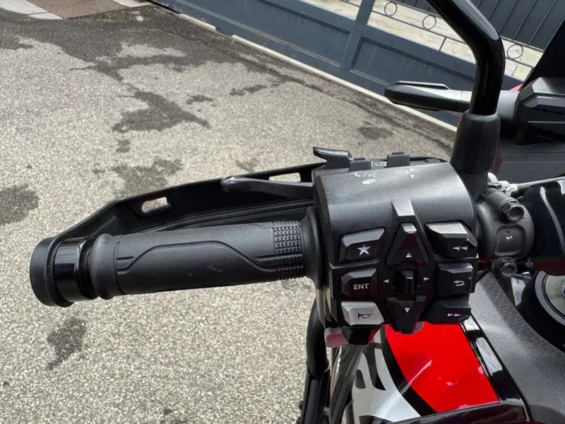 Honda Africa Twin CRF 1100L Urban DCT (2022 - 23) (17)