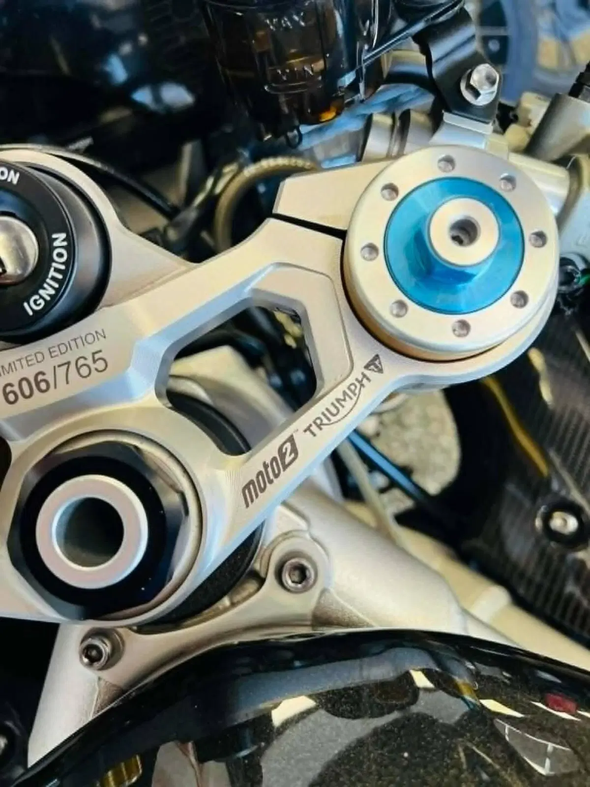 Triumph Daytona 765 Moto2 (2019 - 20) (6)