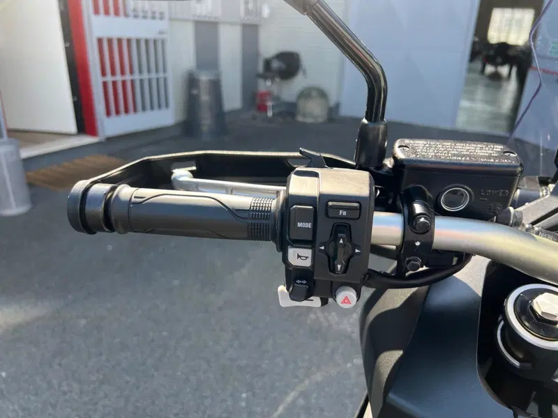 Honda X-ADV 750 DCT (2021 - 24) (11)