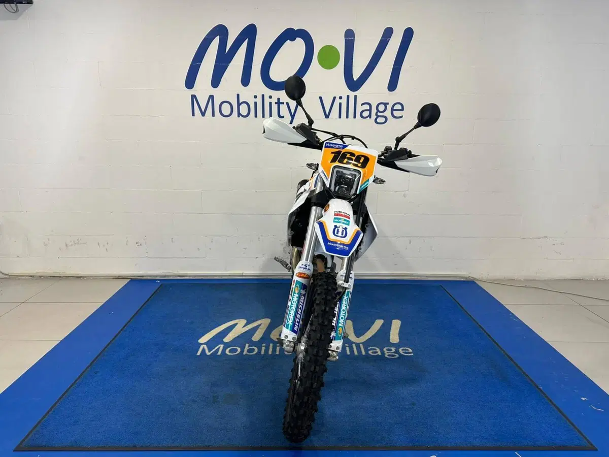 Husqvarna FE 250 (2024) (7)