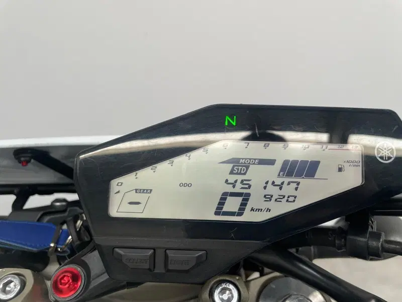 Yamaha MT-09 Street Rally (2014 - 16) (10)