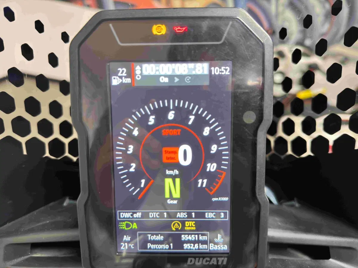 Ducati DesertX (2022 - 25) (5)