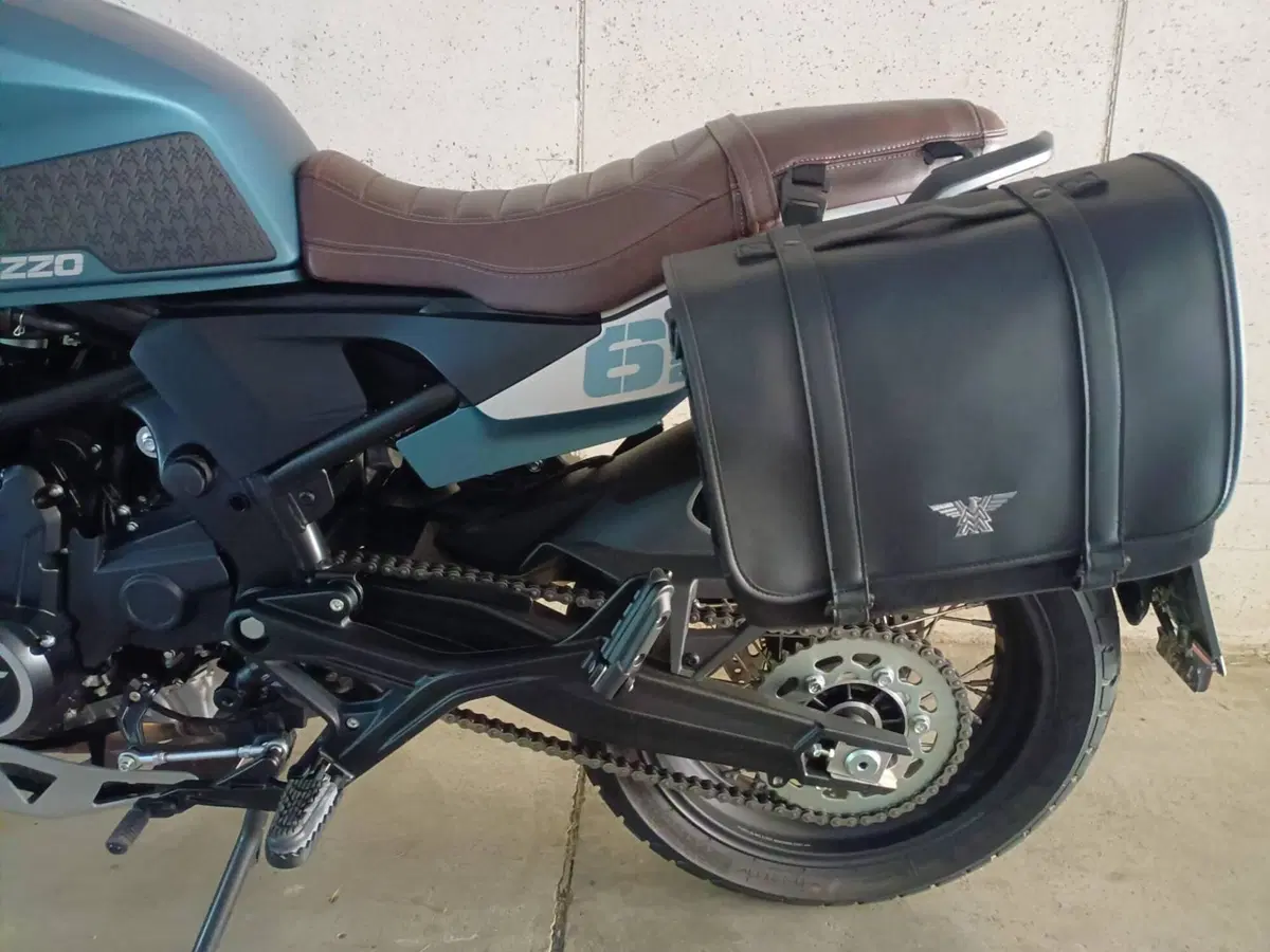 Moto Morini SEIEMMEZZO SCR (2022 - 26) (9)