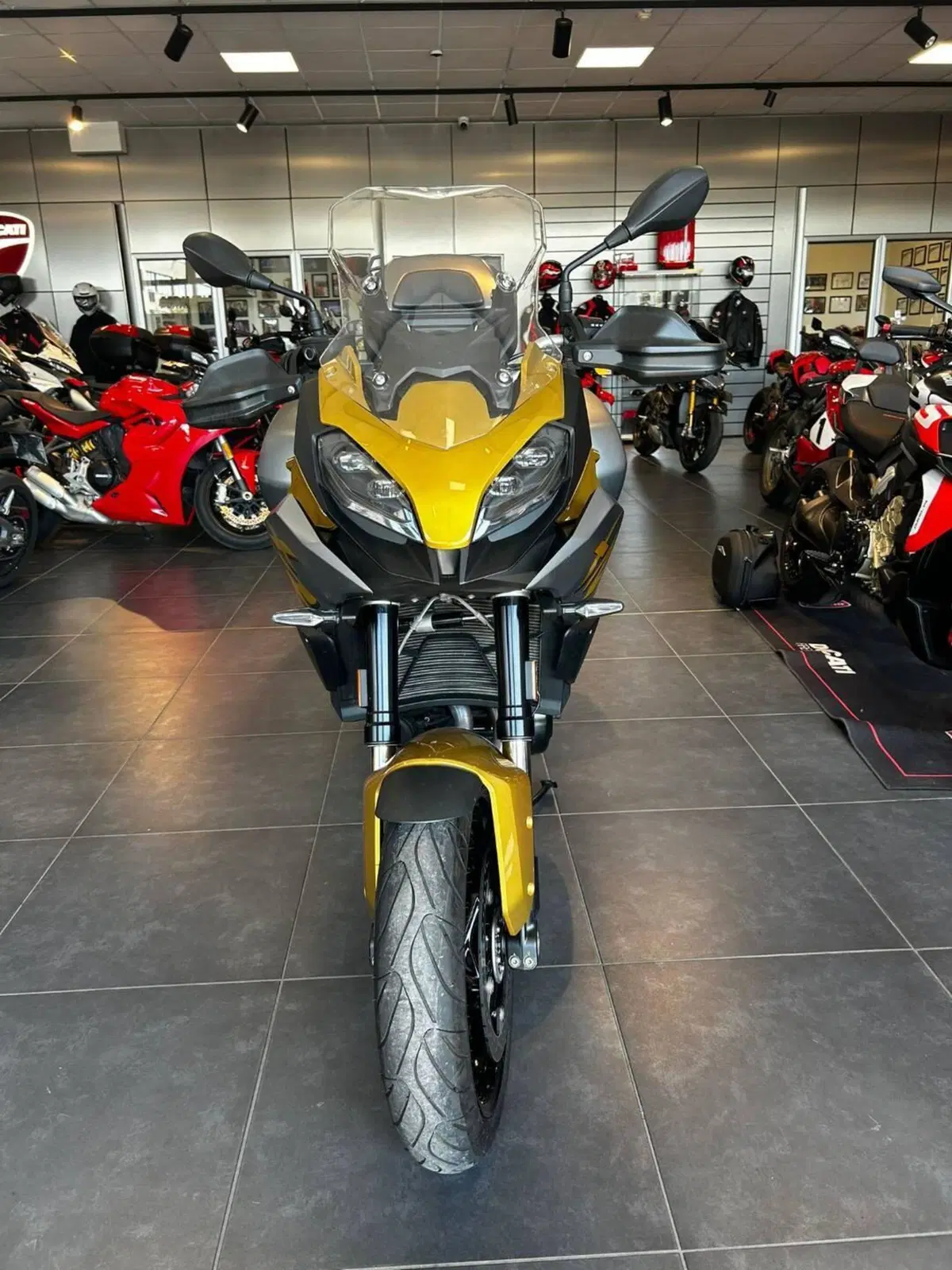Bmw F 900 XR (2020 - 24) (9)