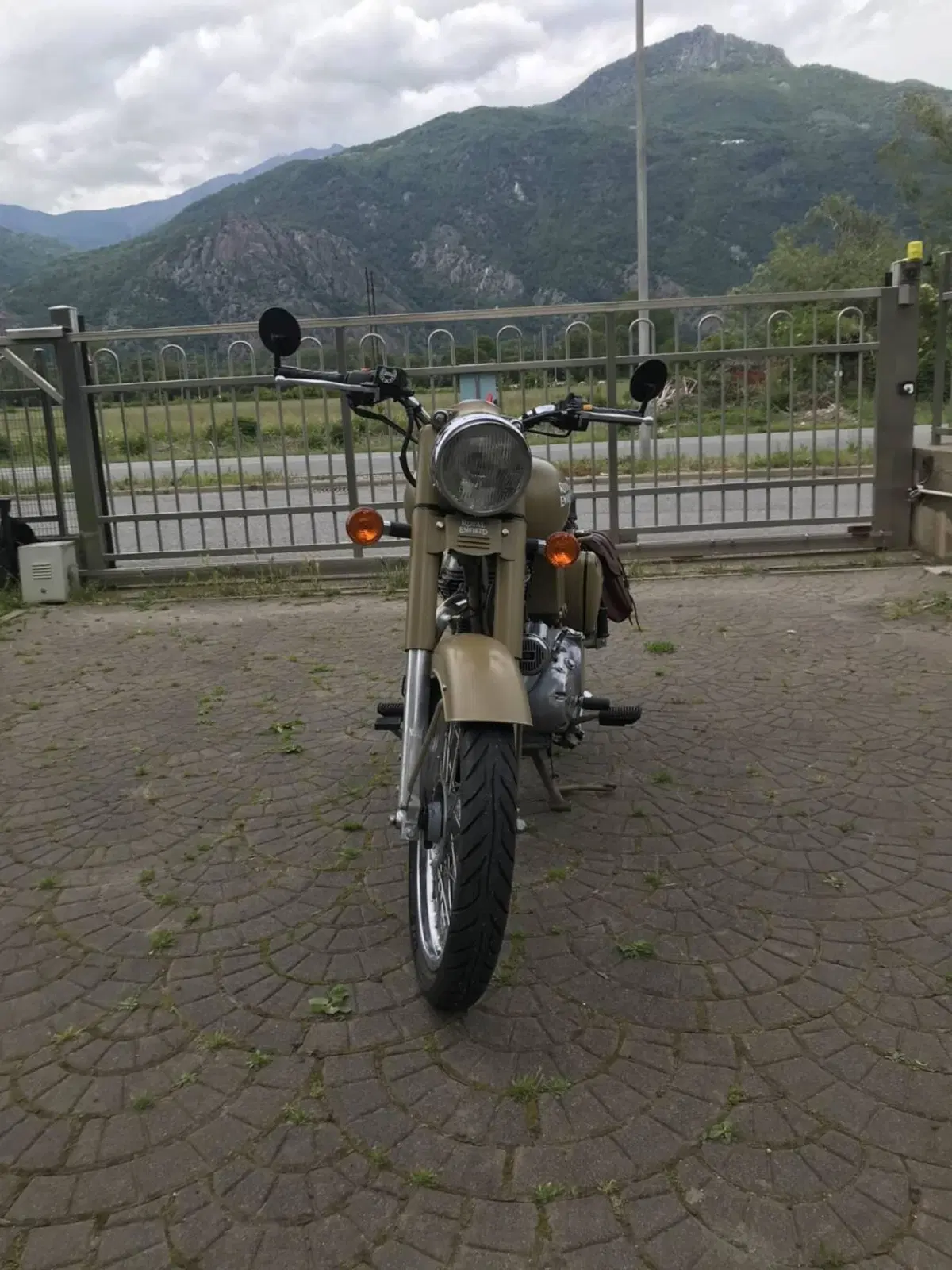 Royal Enfield Classic 500 EFI Desert Storm (2017 - 20) (3)