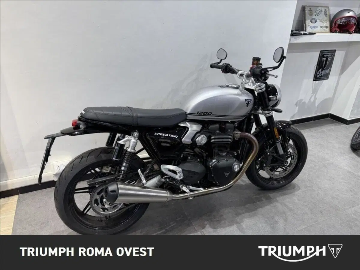 Triumph Speed Twin 1200 (2025 - 26) (10)