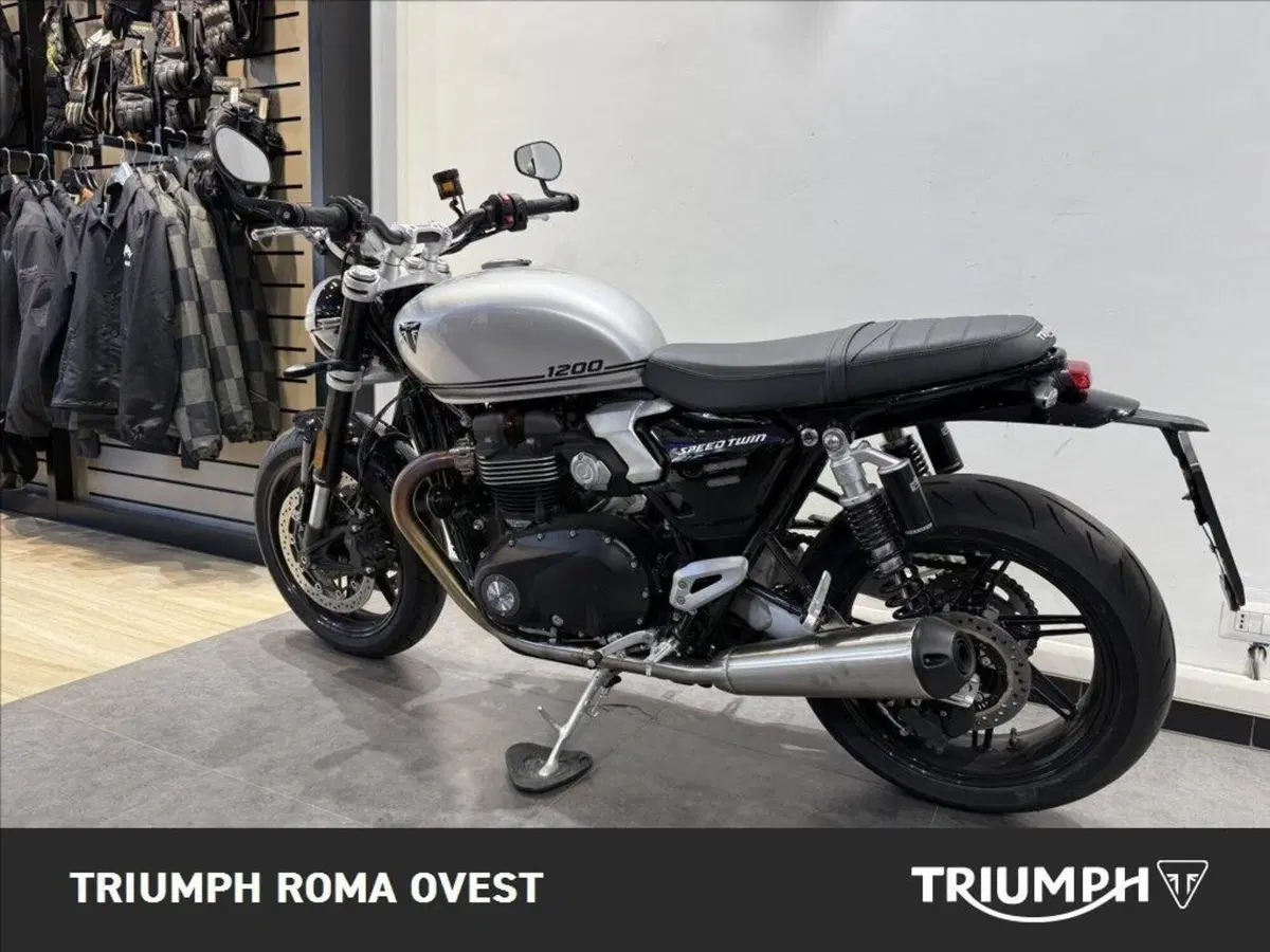 Triumph Speed Twin 1200 (2025 - 26) (4)