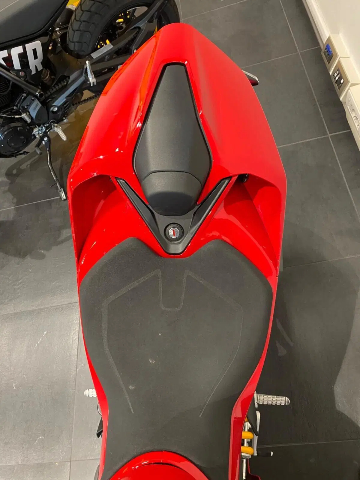Ducati Panigale V2 S (2025 - 26) (13)