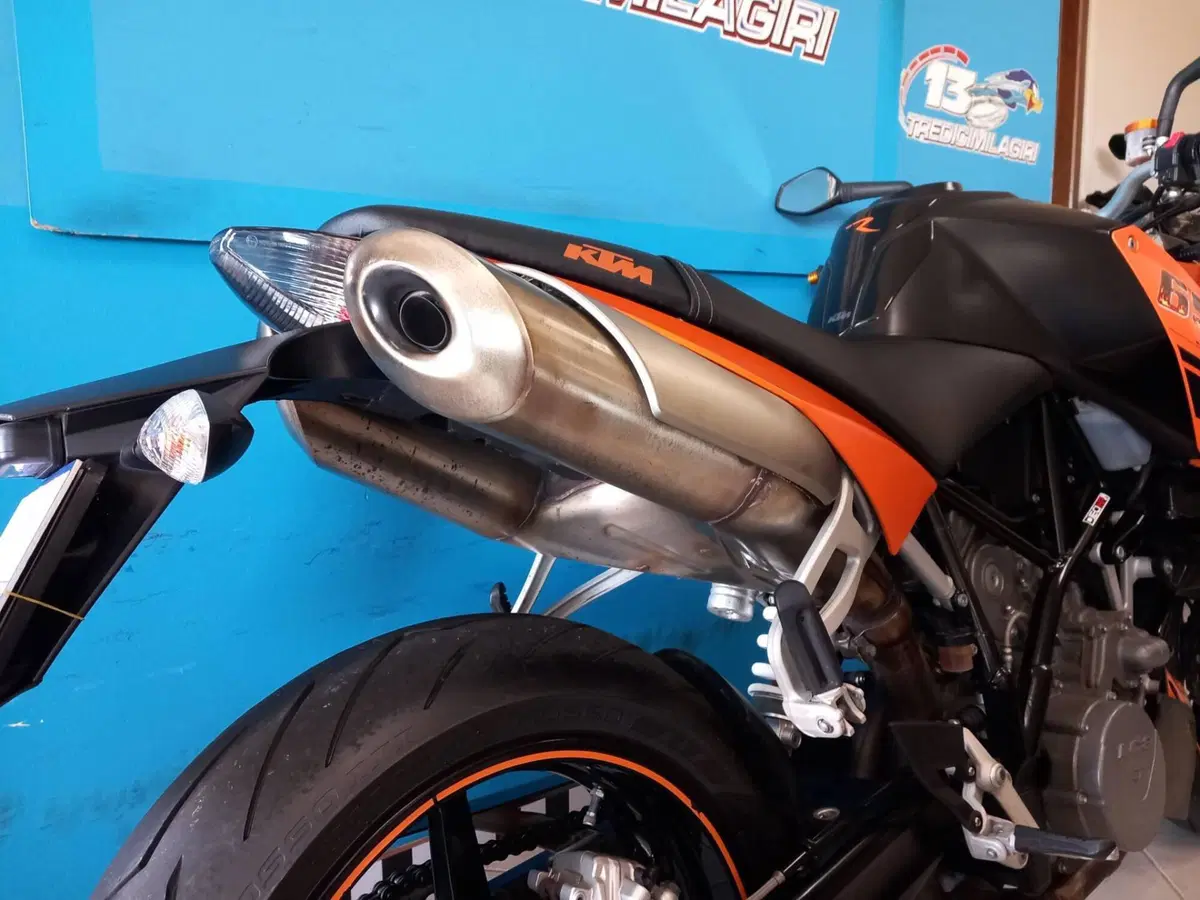 KTM 990 Super Duke (2007 - 11) (15)