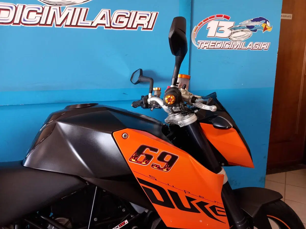 KTM 990 Super Duke (2007 - 11) (18)