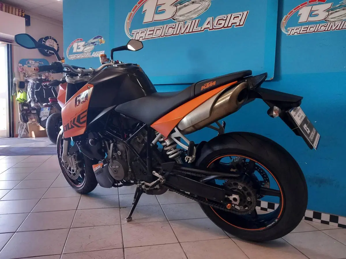 KTM 990 Super Duke (2007 - 11) (6)