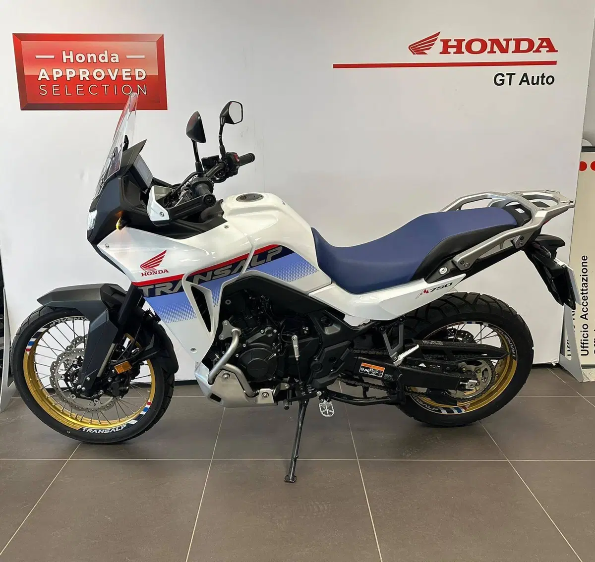 Honda Transalp XL750 (2025)