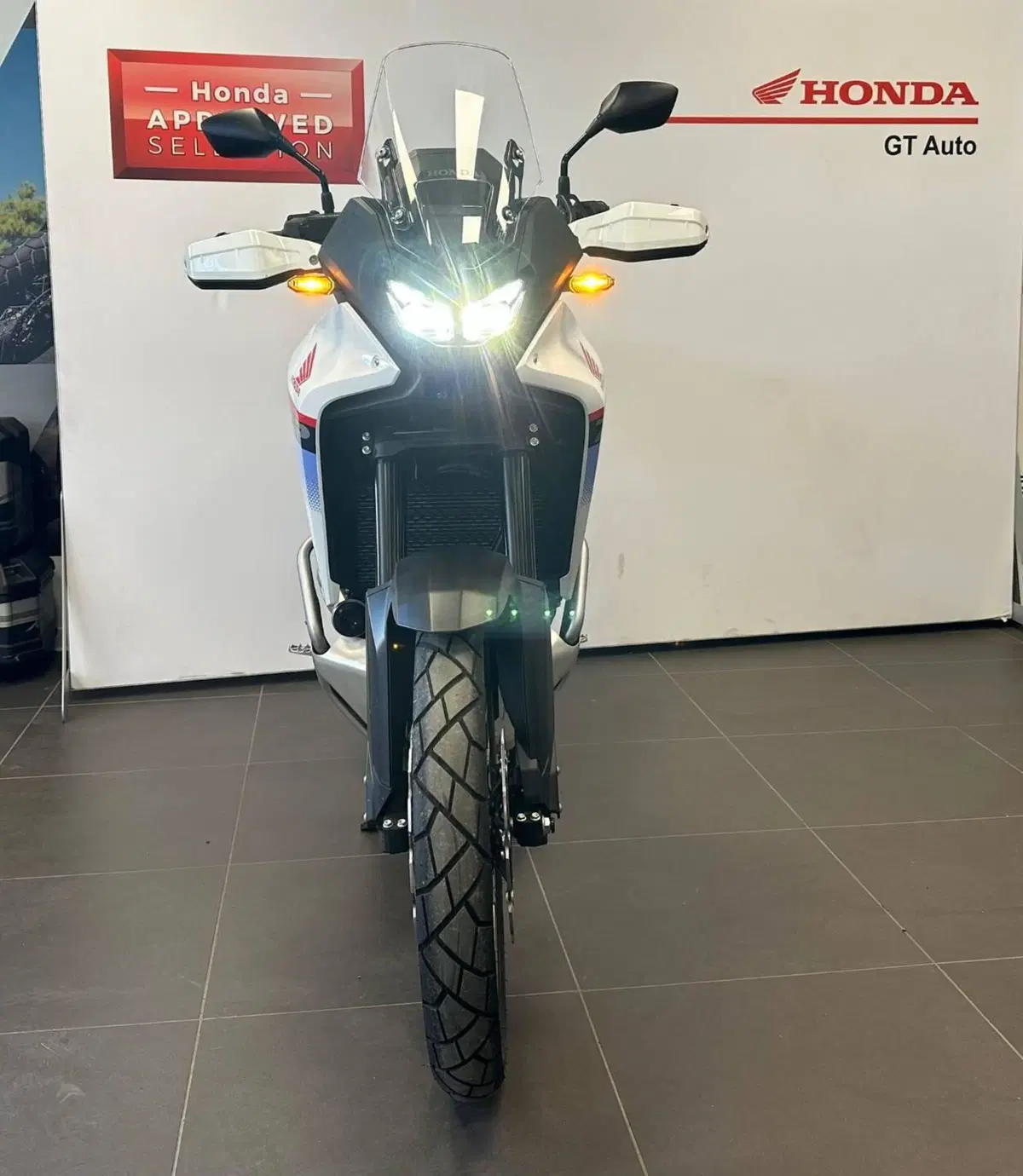 Honda Transalp XL750 (2025) (13)