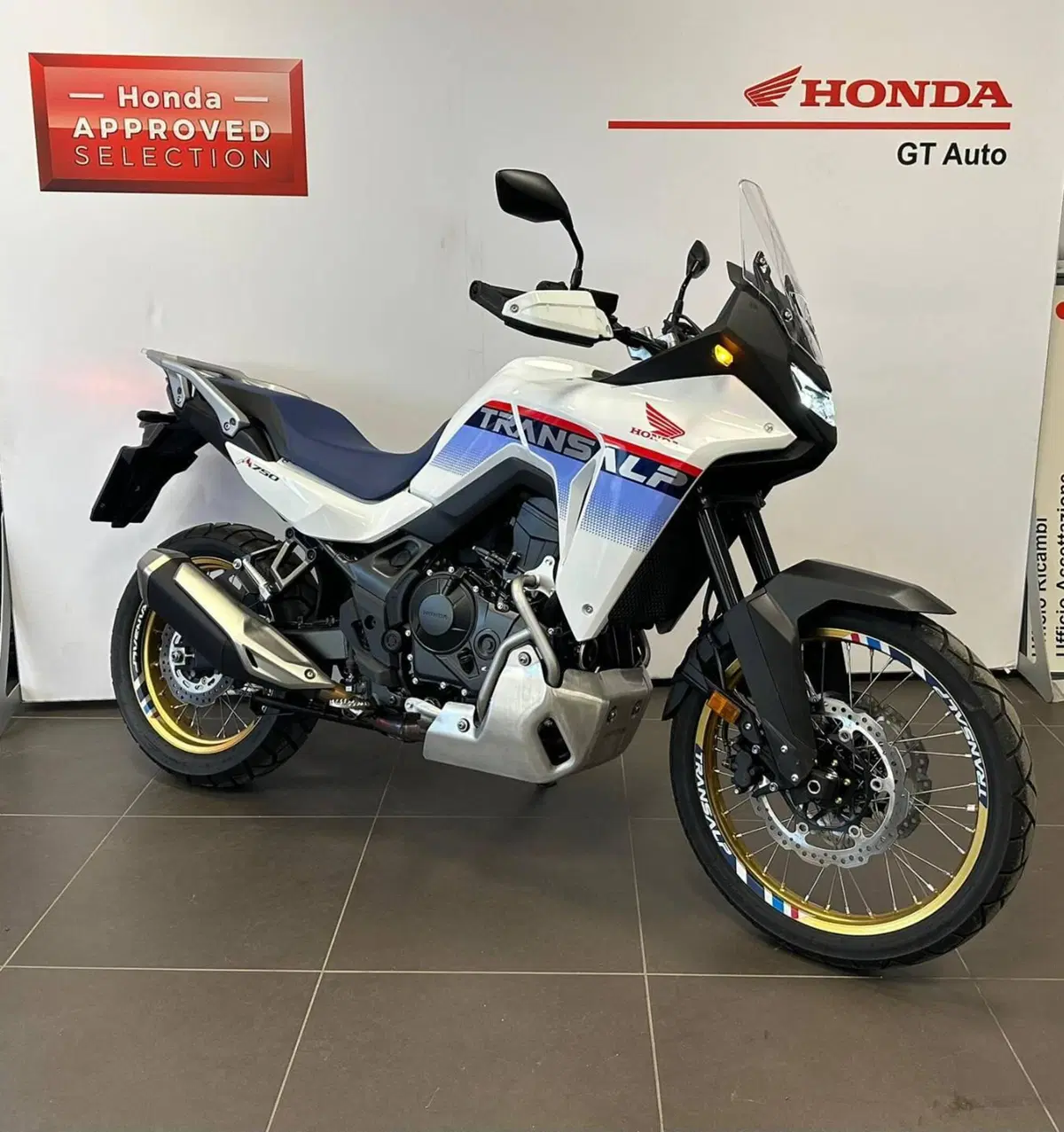 Honda Transalp XL750 (2025) (14)