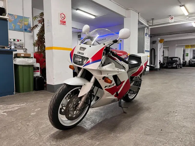 Yamaha FZR 1000 Exup (1991 - 93) (8)