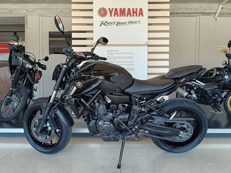 Yamaha MT-07 Pure (2023 - 25) (5)