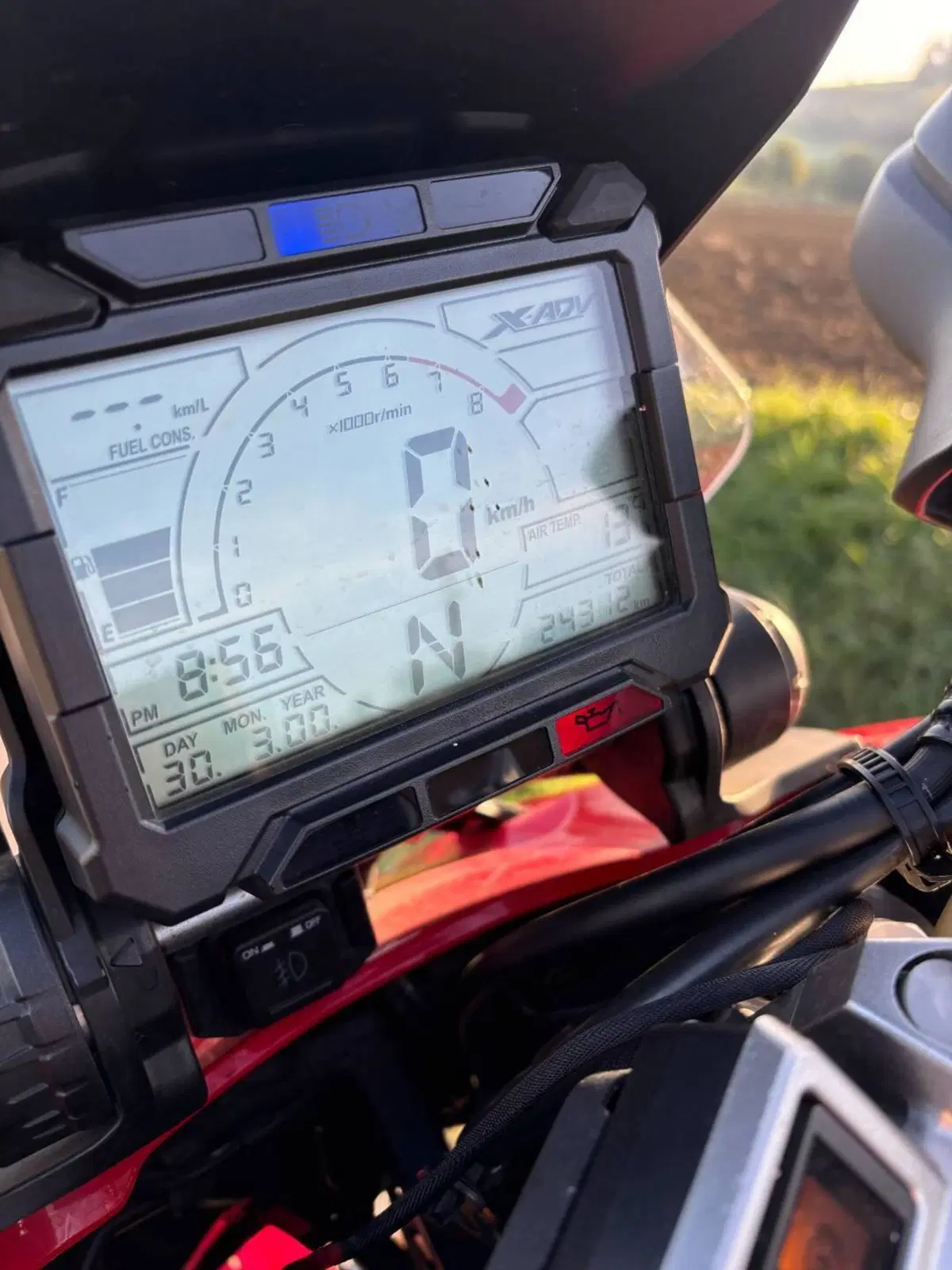 Honda X-ADV 750 (2017) (5)
