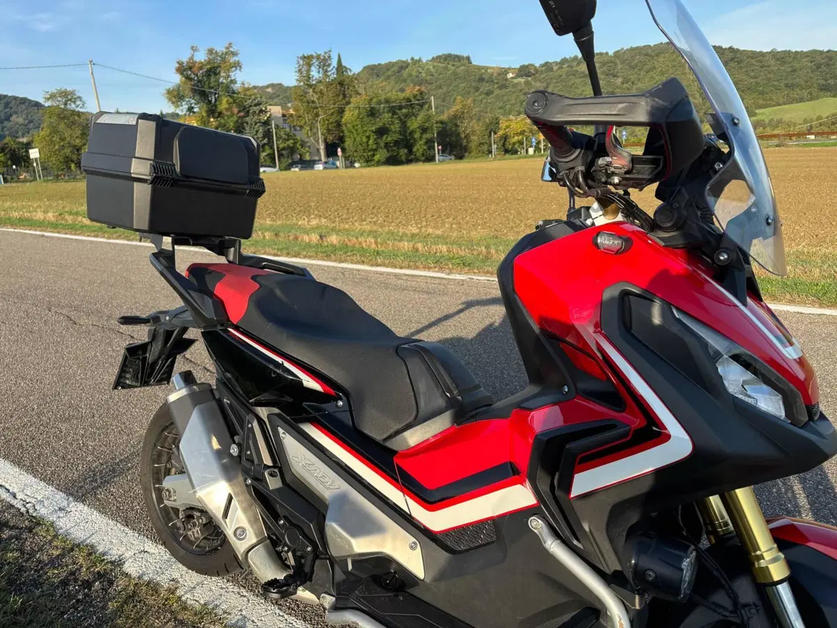 Honda X-ADV 750 (2017) (6)