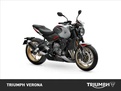 Triumph Trident 800 (2026) nuova