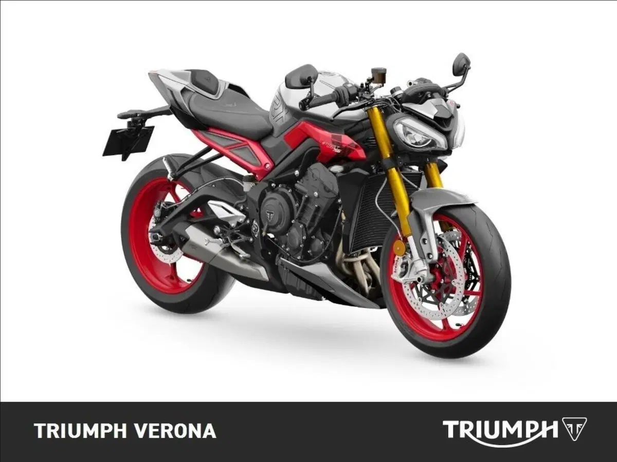 Triumph Street Triple 765 RX (2026)