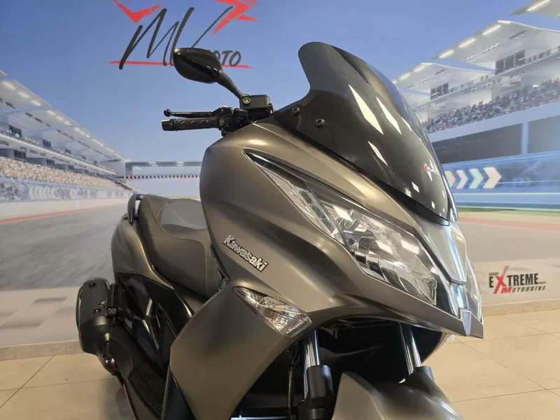 Kawasaki J 300 (2017 - 21) (17)