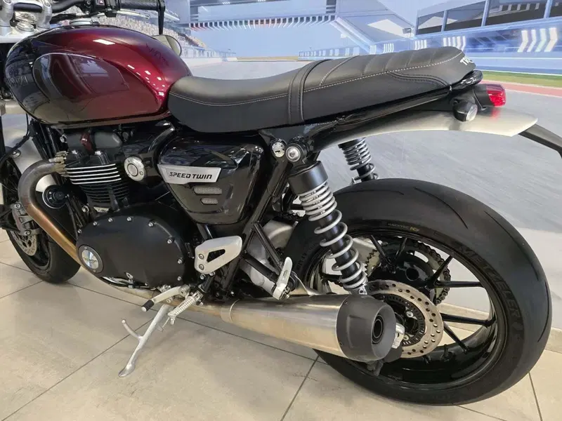 Triumph Speed Twin 1200 (2021 - 24) (6)