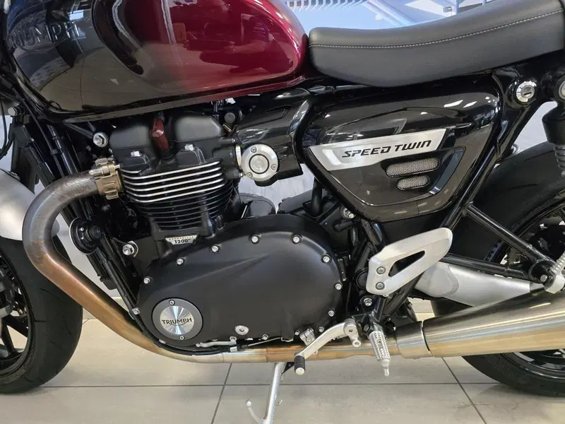 Triumph Speed Twin 1200 (2021 - 24) (8)