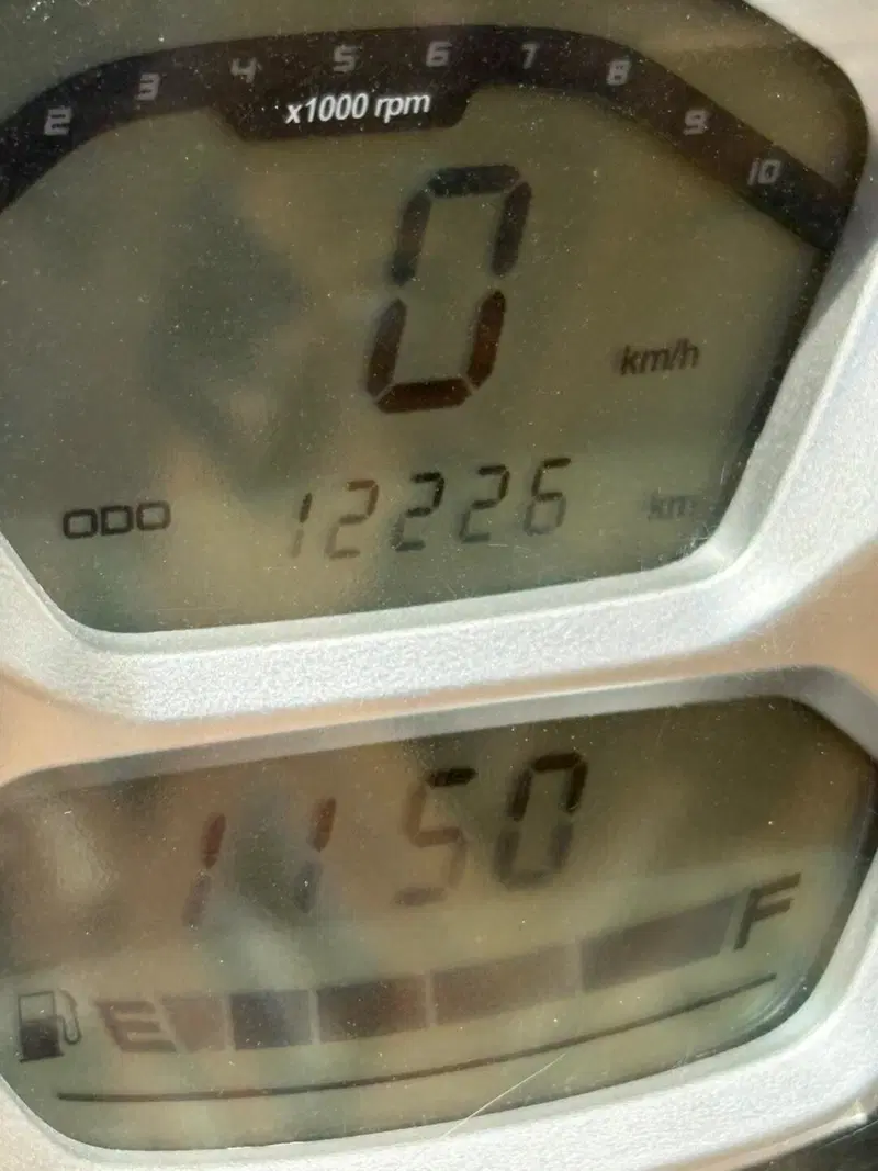 Kymco People 125i S (2021 - 25) (7)