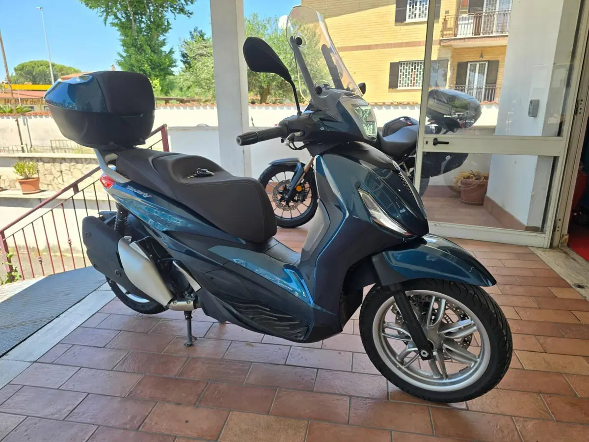 Piaggio Beverly 400 ABS-ASR (2021 - 24) (5)