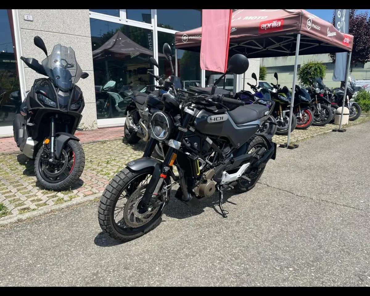 Husqvarna Svartpilen 401 (2021 - 23)