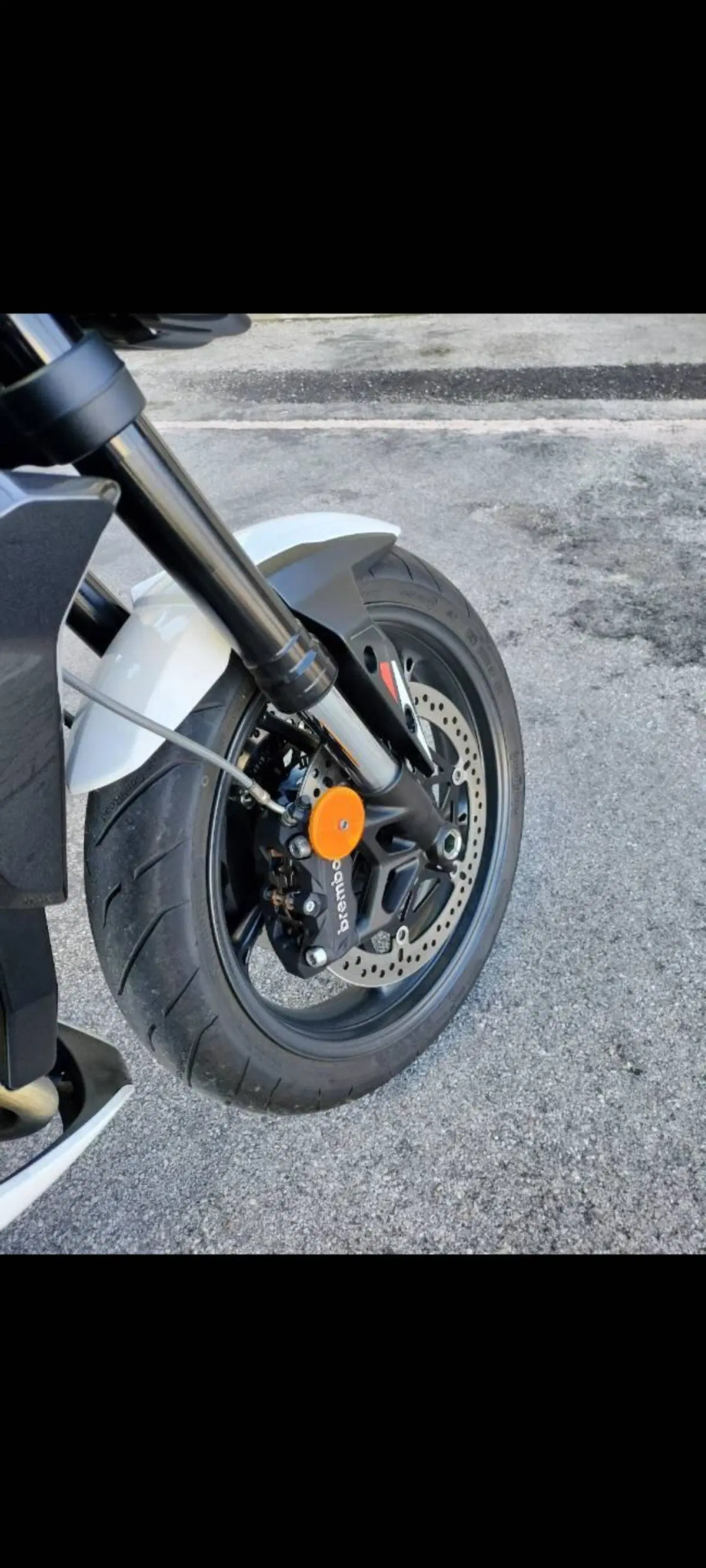 Triumph Street Triple 765 R (2023 - 26) (14)