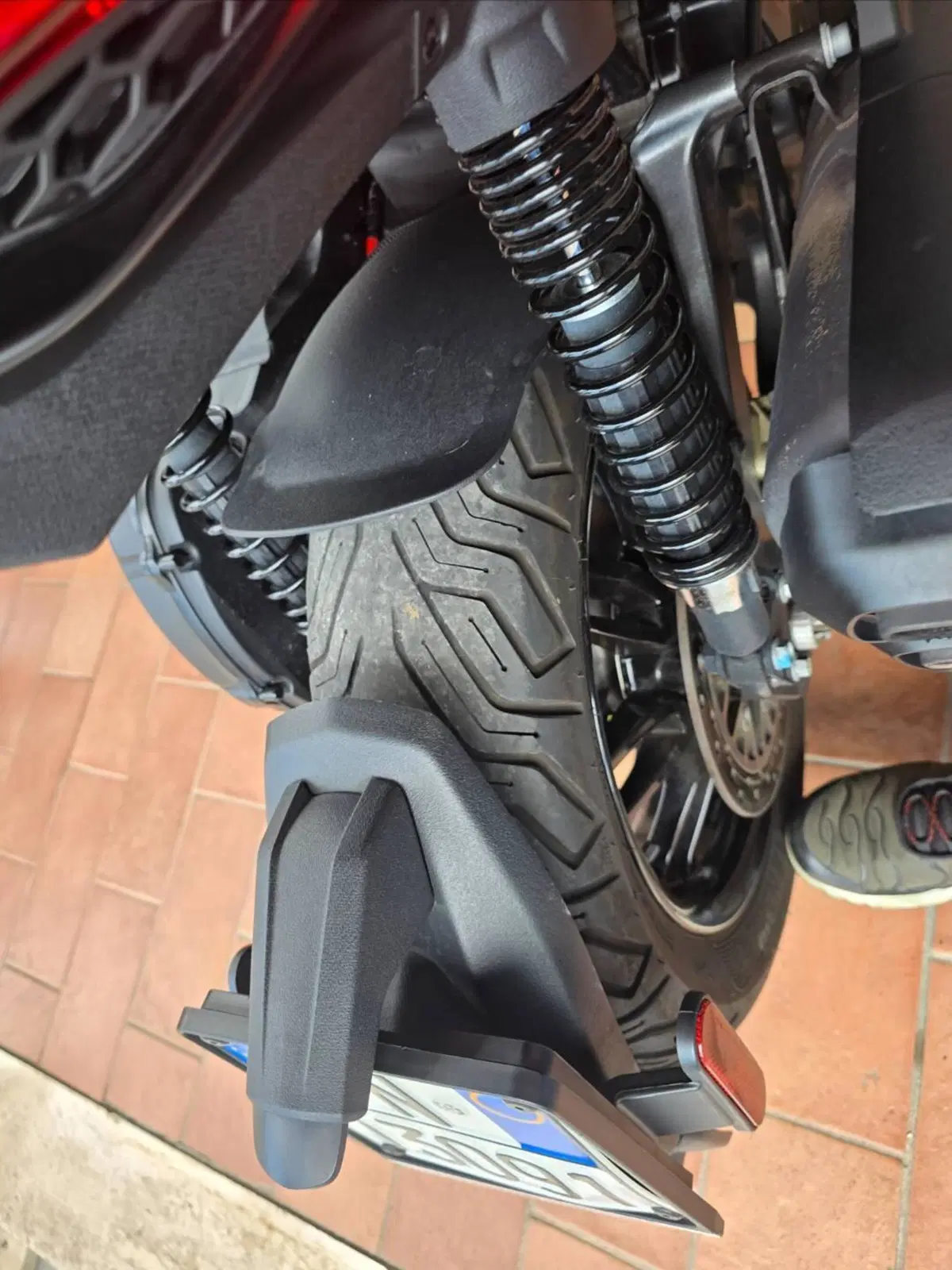 Piaggio Beverly 400 ABS-ASR (2021 - 24) (9)
