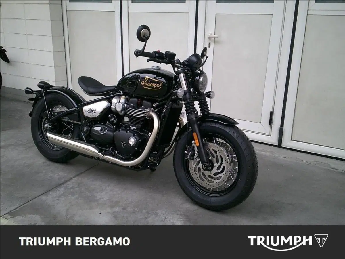 Triumph Bonneville Bobber 1200 Icon Edition (2025 - 26) (2)