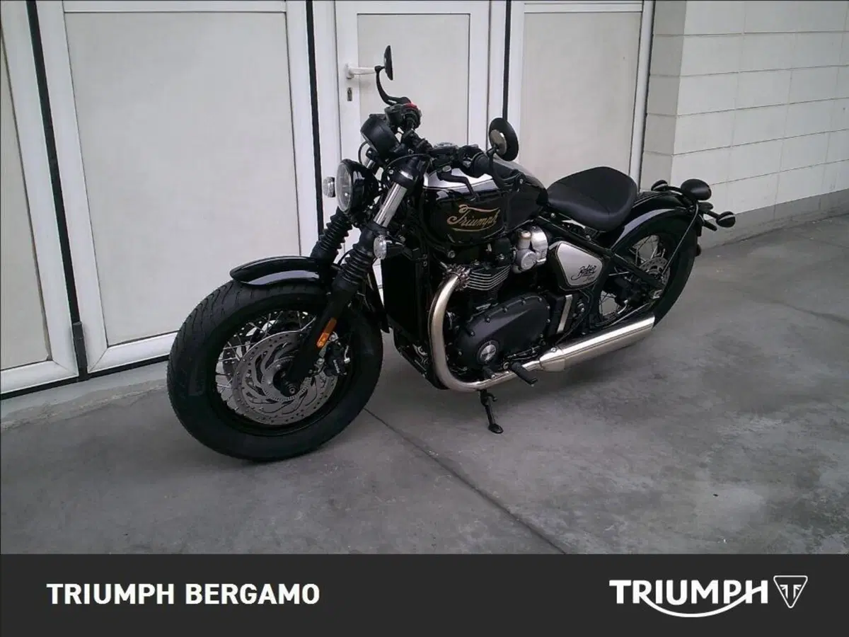 Triumph Bonneville Bobber 1200 Icon Edition (2025 - 26) (3)