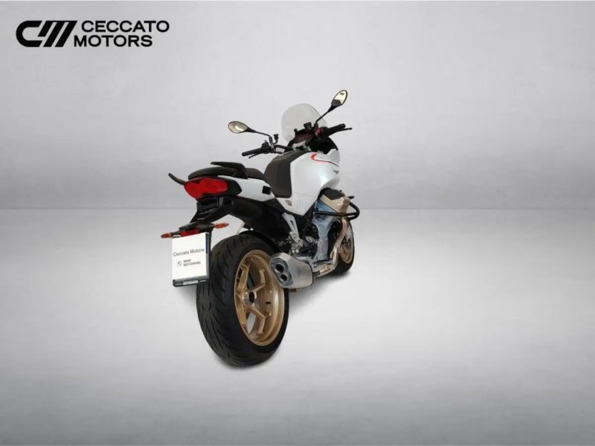 Moto Guzzi V100 Mandello (2022 - 24) (5)