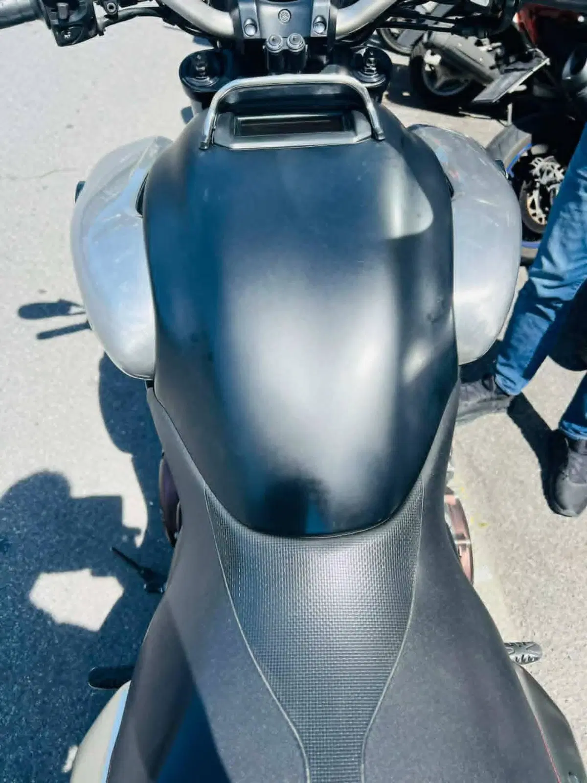 Yamaha VMAX (2008 - 17) (8)