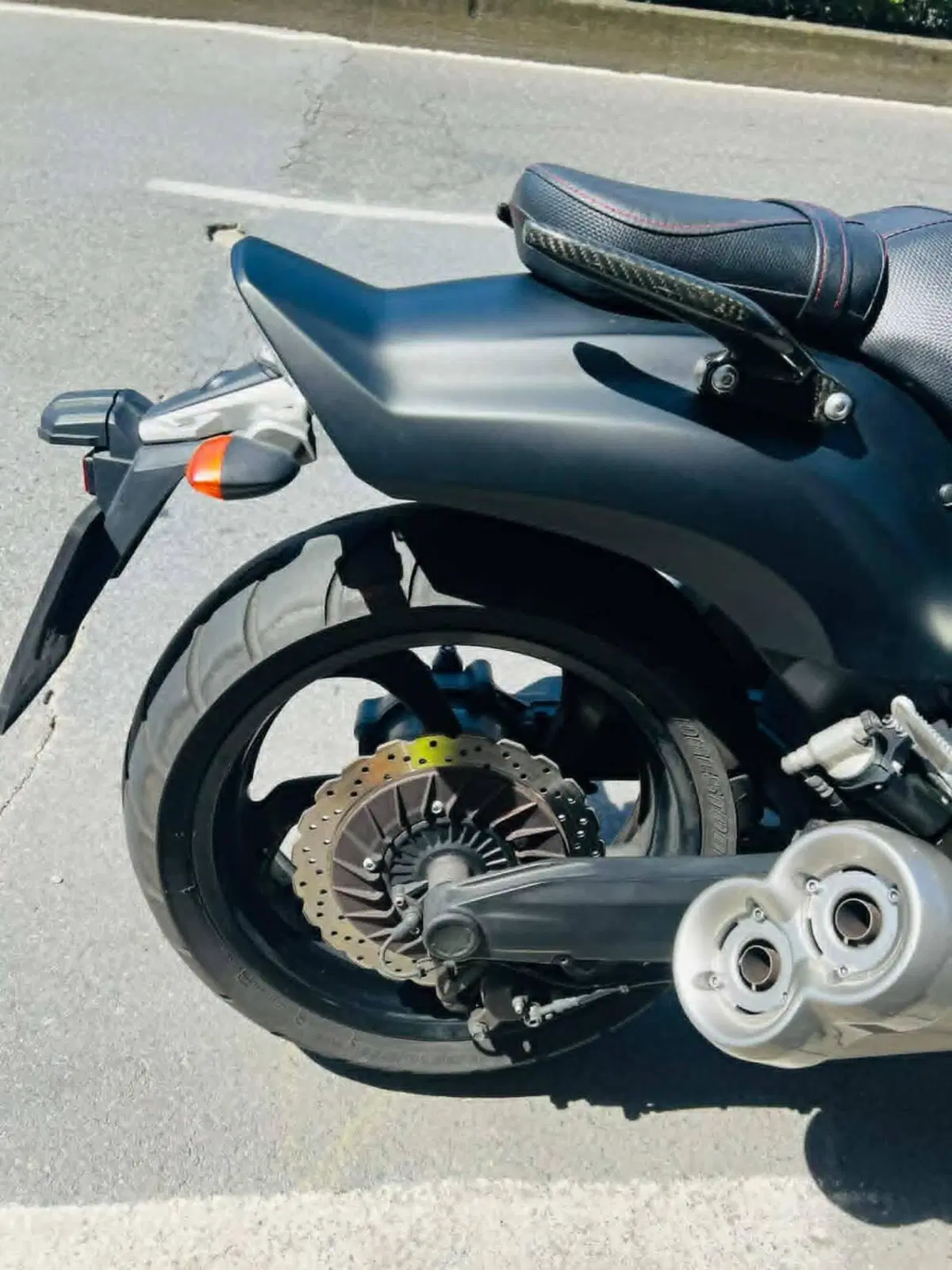 Yamaha VMAX (2008 - 17) (11)